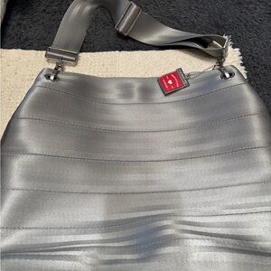 Harvey’s dove hobo